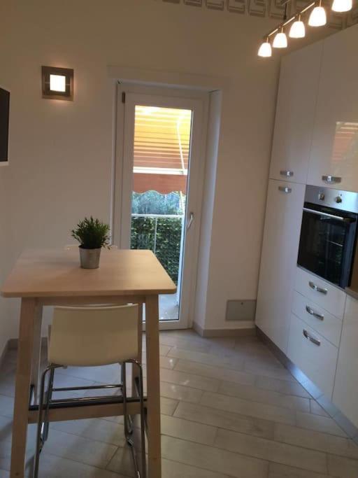 Premium Apartment With Parking Ciampino Kültér fotó