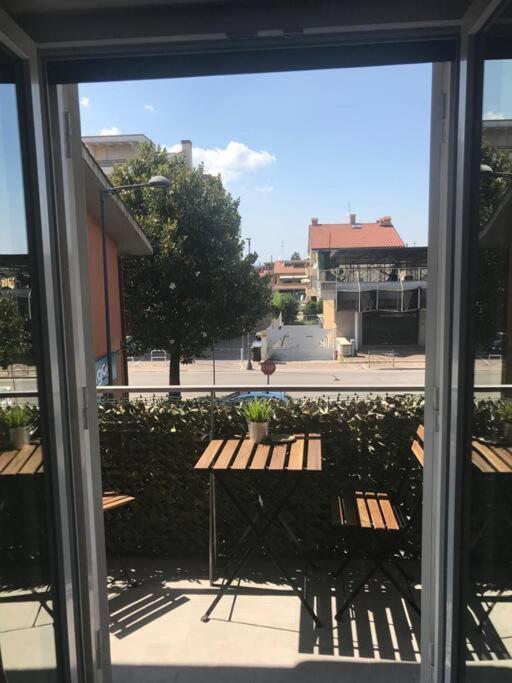 Premium Apartment With Parking Ciampino Kültér fotó
